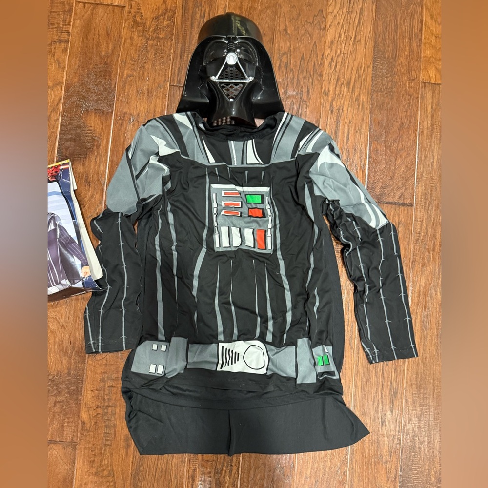 New! Star Wars Darth Vader Face Mask and Long Sleeve T - Black and Gray